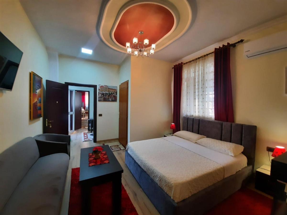 Villa 53 地拉那 外观 照片